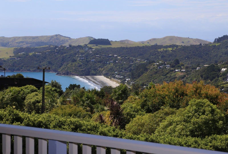 1/304B Sea View Road, Waiheke Island, Auckland - Carousel 2