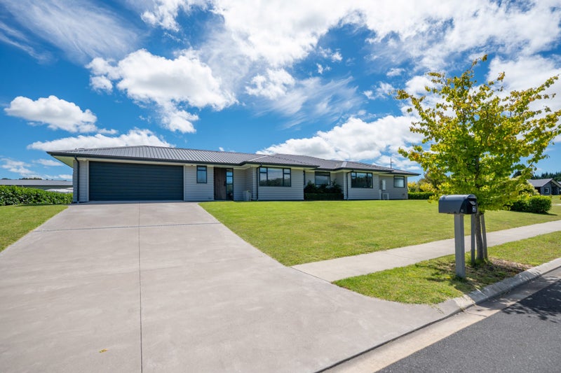 2 Pukatea Lane, Taupo - Carousel 1