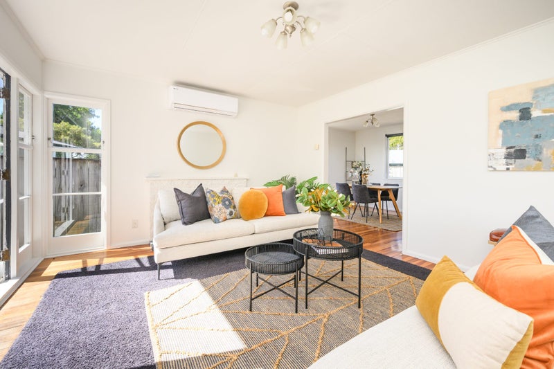 12 Conway Place, Terrace End, Palmerston North - Carousel 2