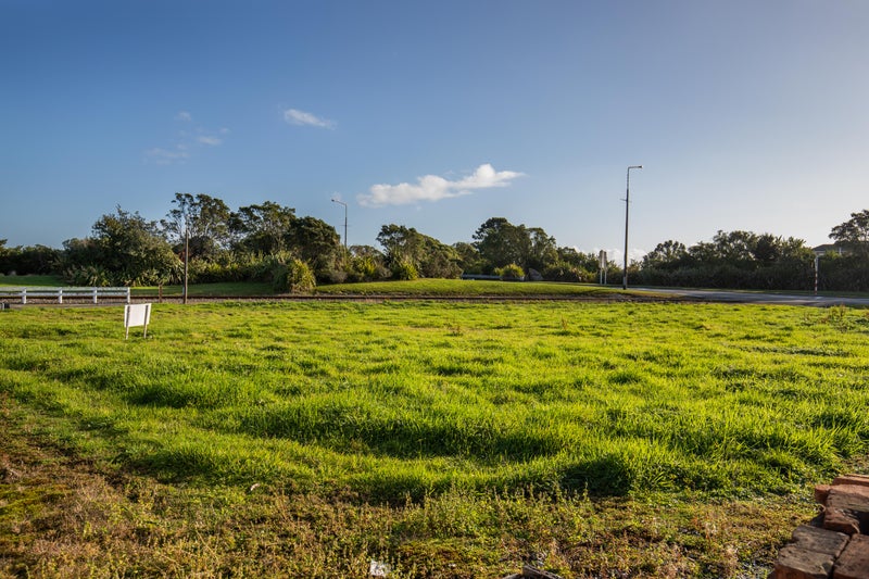 8 Fitzherbert Street, Hokitika - Carousel 2