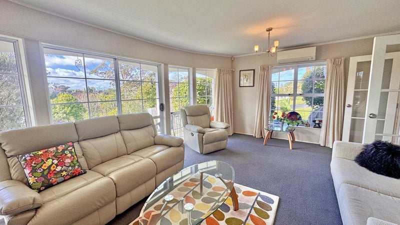 6 Mosman Place, Chatswood, Auckland - Carousel 2