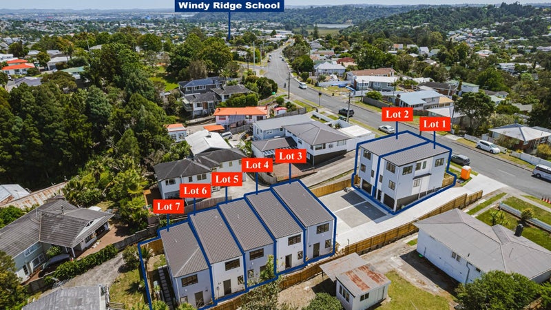 1/24 Seaview Road, Glenfield, Auckland - Carousel 1