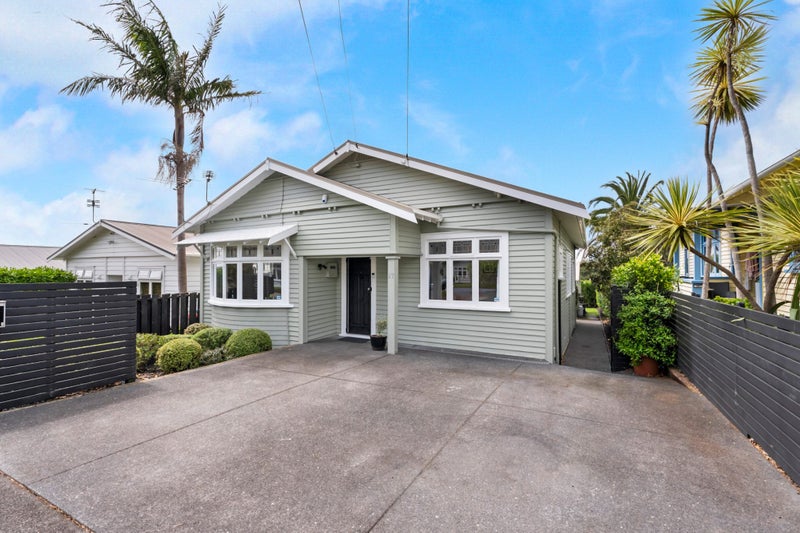 17 Warwick Avenue, Westmere, Auckland - Carousel 2