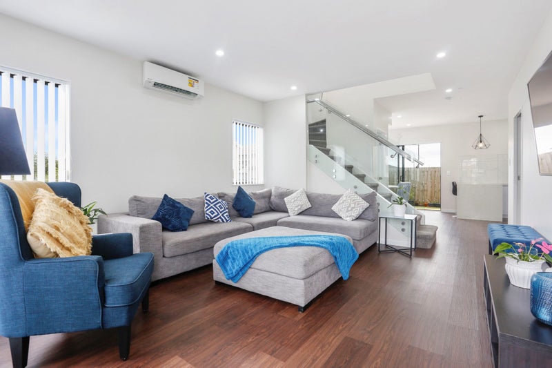 18 Moho Lane, Takanini, Auckland - Carousel 2