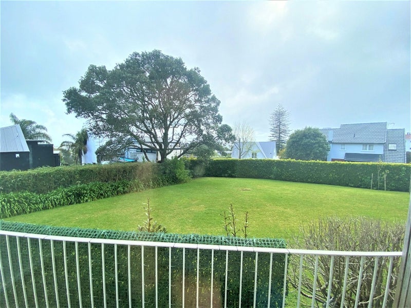 2/12 Burrows Avenue, Parnell, Auckland - Carousel 13