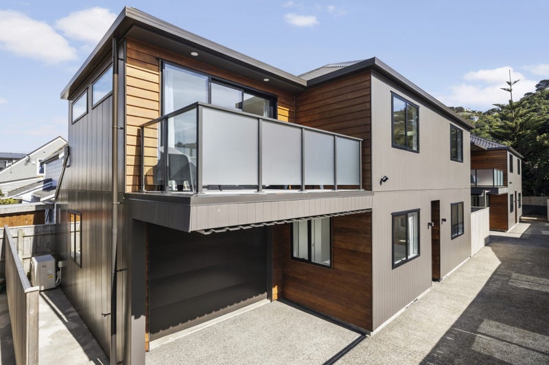 112A Freyberg Street, Lyall Bay, Wellington - Carousel 1