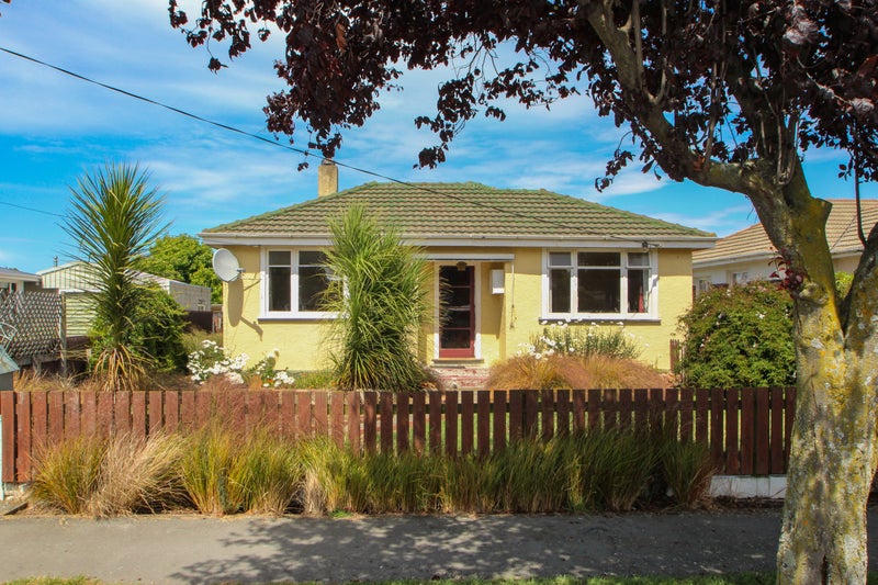 15 Balmoral Street, Oamaru North, Oamaru - Carousel 1