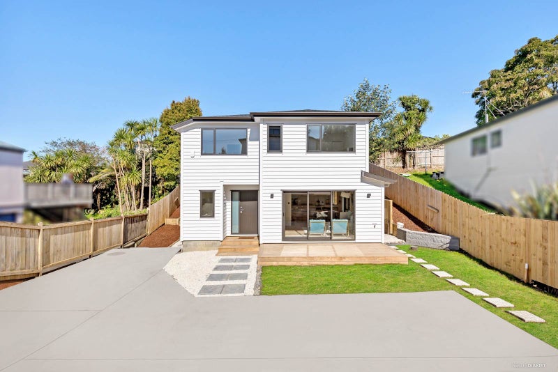 684A East Coast Road, Pinehill, Auckland - Carousel 2