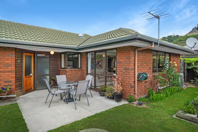2/47 Laing Crescent, Heathcote Valley, Christchurch - Carousel 2