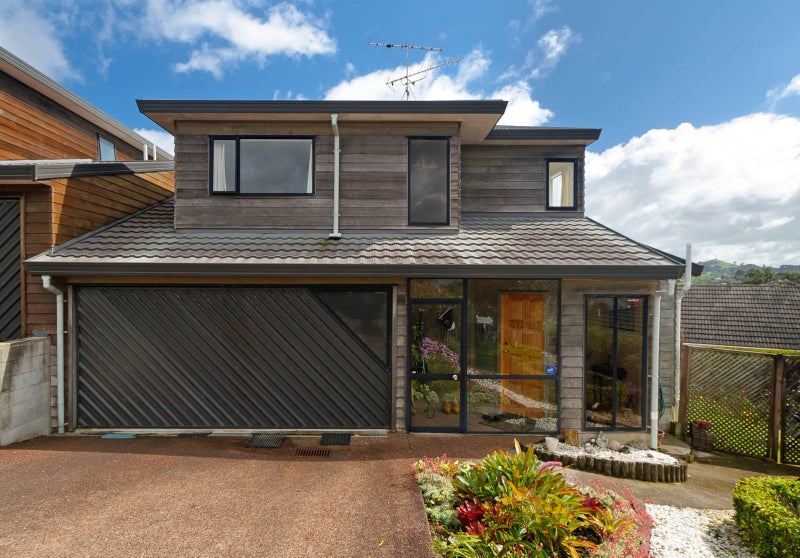 2/78 Carlton Street, Hillsborough, Auckland - Carousel 1