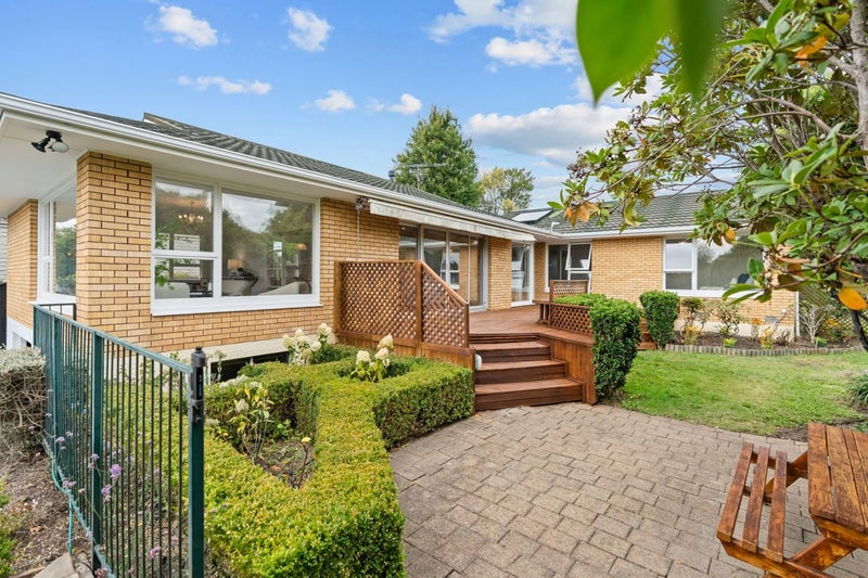 29 Highfield Place, Avonhead, Christchurch - Carousel 1