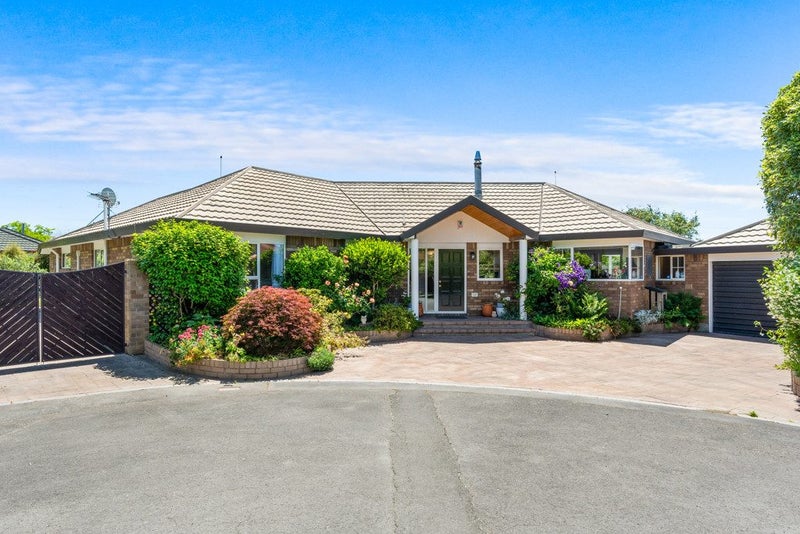 50B Karnak Crescent, Russley, Christchurch - Carousel 1