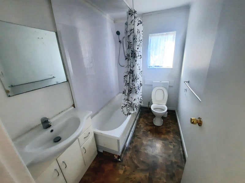 11A Clarice Place, Takanini, Auckland - Carousel 4