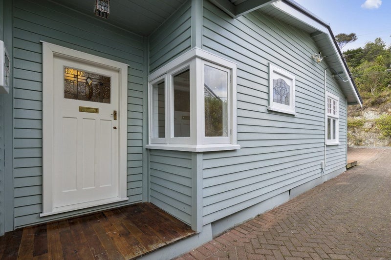 41 Cluny Road, Plimmerton, Porirua - Carousel 2