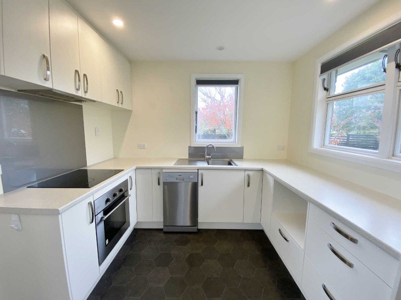 6 Ostler Place, Hoon Hay, Christchurch - Carousel 2