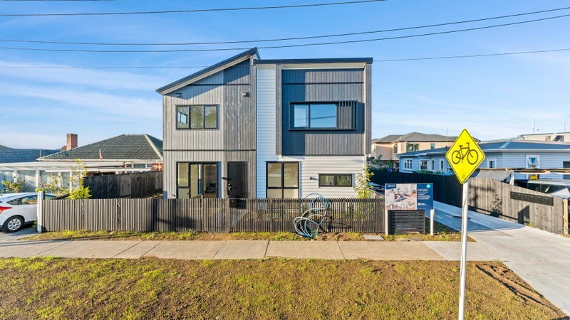 4/13 Rosebank Road, Papatoetoe, Auckland - Carousel 1