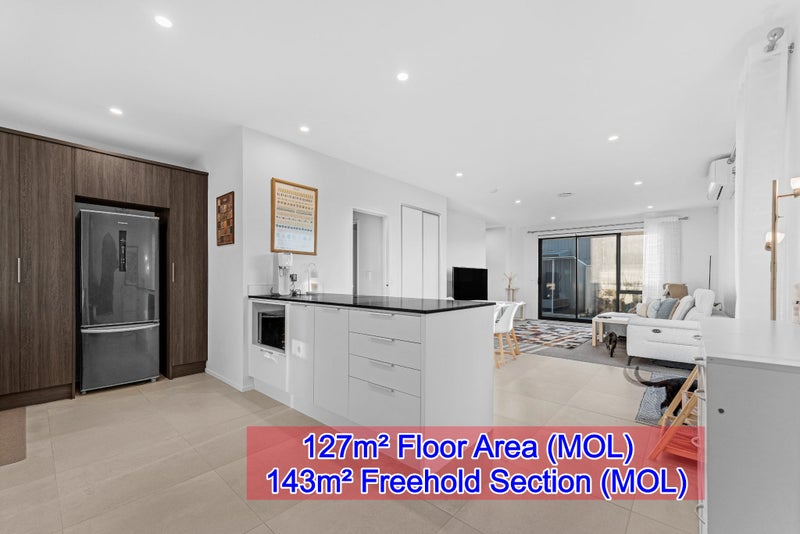 16 Magnetite Lane, Flat Bush, Auckland - Carousel 2