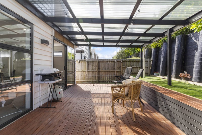 7B Pakaraka Drive, Papakura, Papakura - Carousel 1