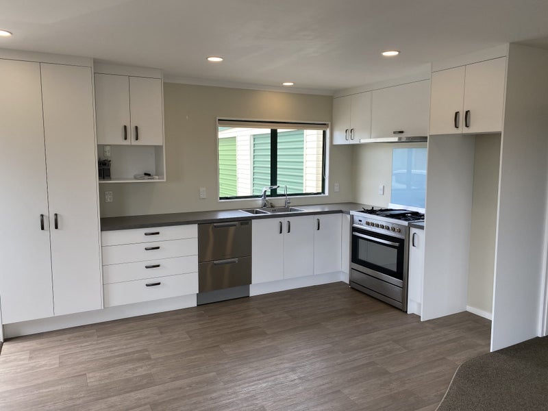 16B Manson Street, Gate Pa, Tauranga - Carousel 2