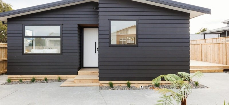 33A Botanical Road, Takaro, Palmerston North - Carousel 1