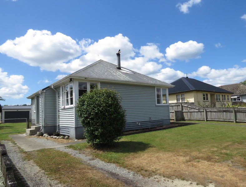 16 Conlon Street, Reefton, Reefton - Carousel 1