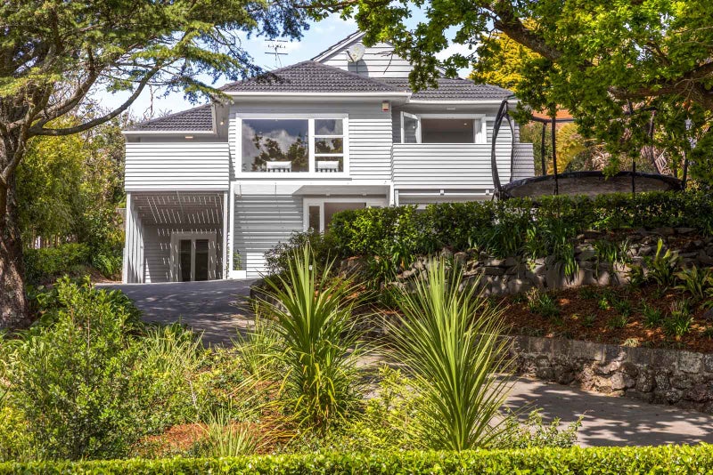 23 Apihai Street, Orakei, Auckland - Carousel 1