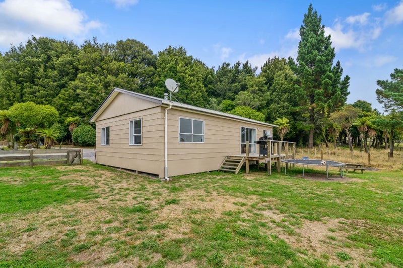 65 Paeroa Street, Mamuku, Mamaku - Carousel 1