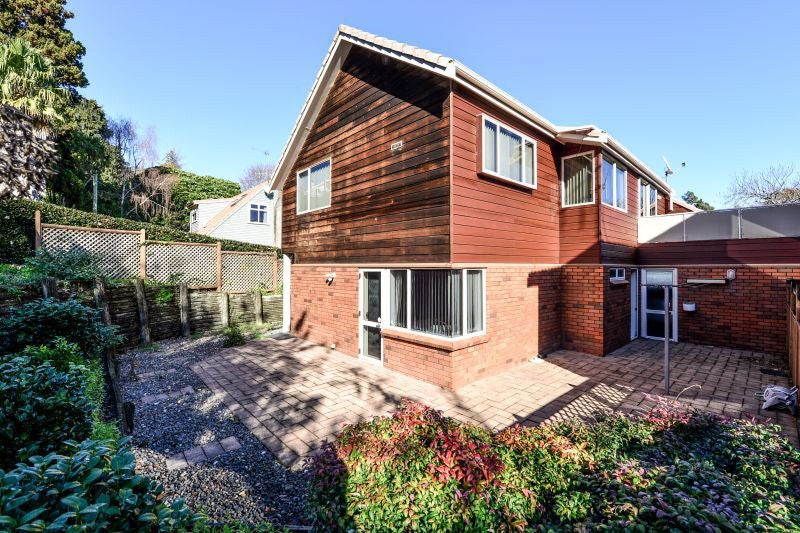 68 Memorial Drive, Hamilton East, Hamilton - Carousel 2