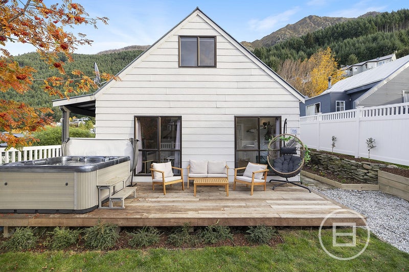 25A Watts Road, Fernhill, Queenstown - Carousel 2