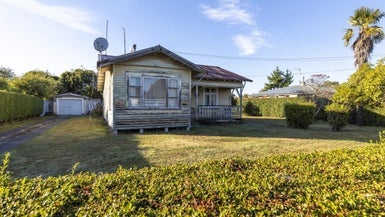 11 Fell Street, Grovetown, Blenheim - Carousel 1