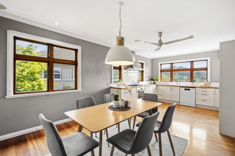 129 Cockayne Road, Khandallah, Wellington - Carousel 2