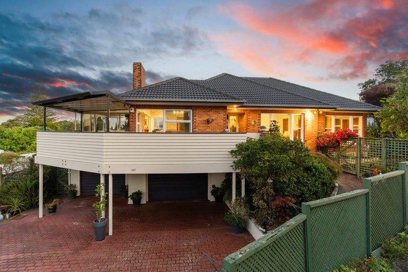 148 Cliff View Drive, Green Bay, Auckland - Carousel 2