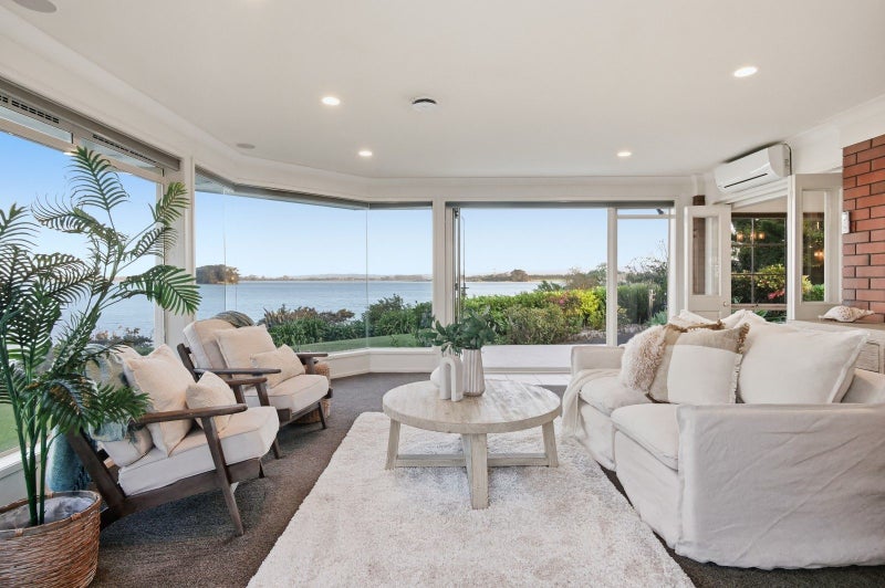 204B Beach Road, Katikati, Katikati - Carousel 1