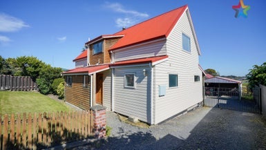 10 Enniskillen Street, Clifton, Invercargill - Carousel 1