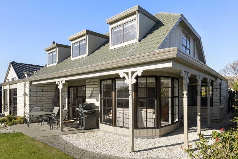 27 Brooklyn Drive, Redwoodtown, Blenheim - Carousel 1