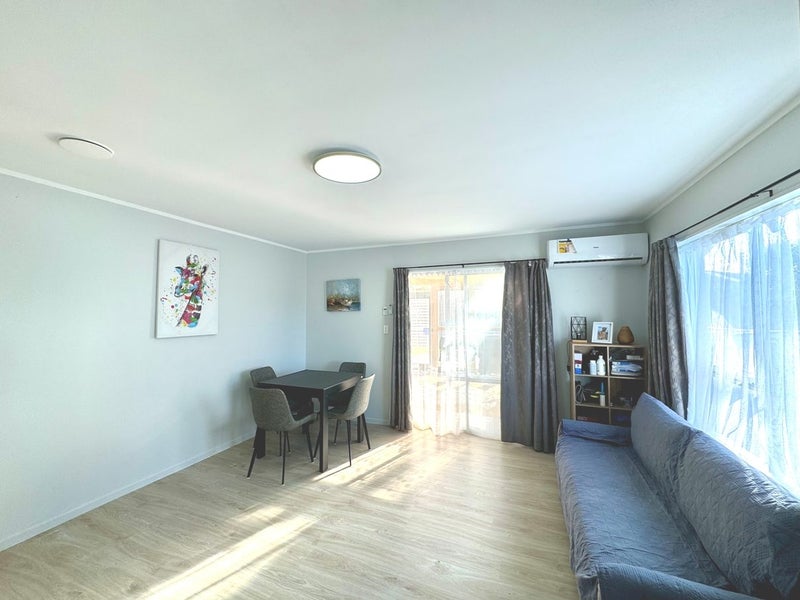 1/102 Lynwood Road, New Lynn, Auckland - Carousel 12