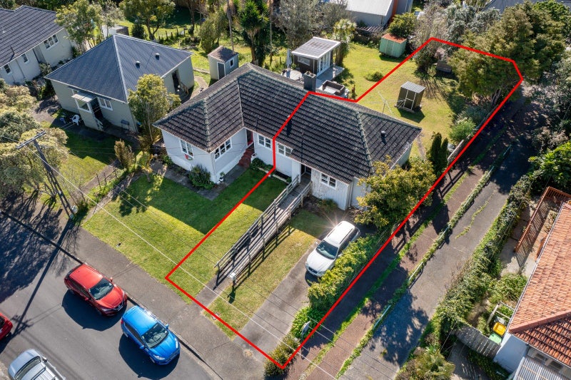 15 Savage Street, Westmere, Auckland - Carousel 2