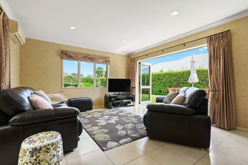 90 Huntington Drive, Huntington, Hamilton - Carousel 21