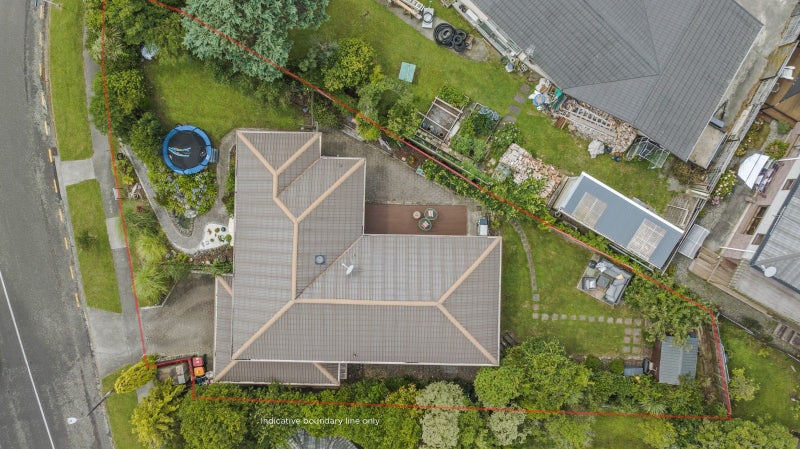 1 Springdale Grove, Fitzherbert, Palmerston North - Carousel 19