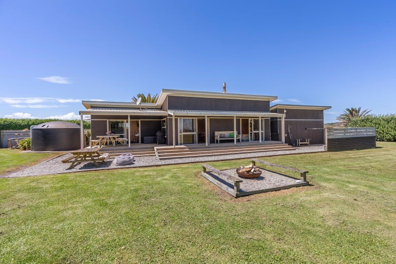 77 Anglers Avenue, Warea, New Plymouth - Carousel 1