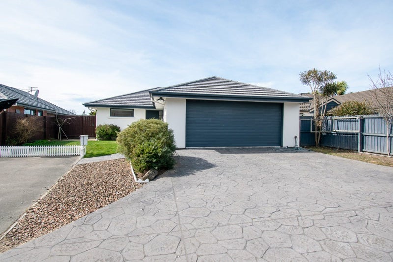 10 Puhara Avenue, Parklands, Christchurch - Carousel 1