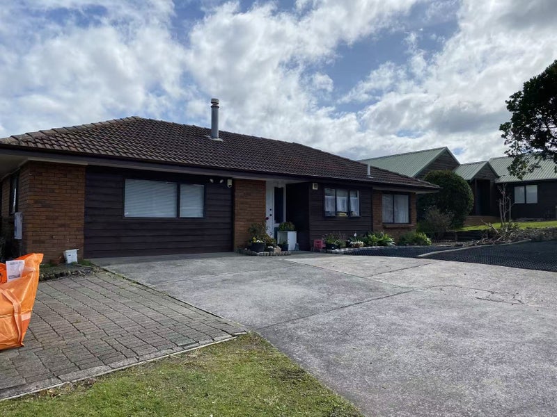 149 Botany Road, Botany Downs, Auckland - Carousel 2