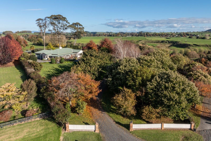 16 Awanui Avenue, Kihikihi, Te Awamutu - Carousel 2