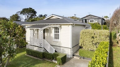 3A Ngata Street, Ngaio, Wellington - Carousel 1