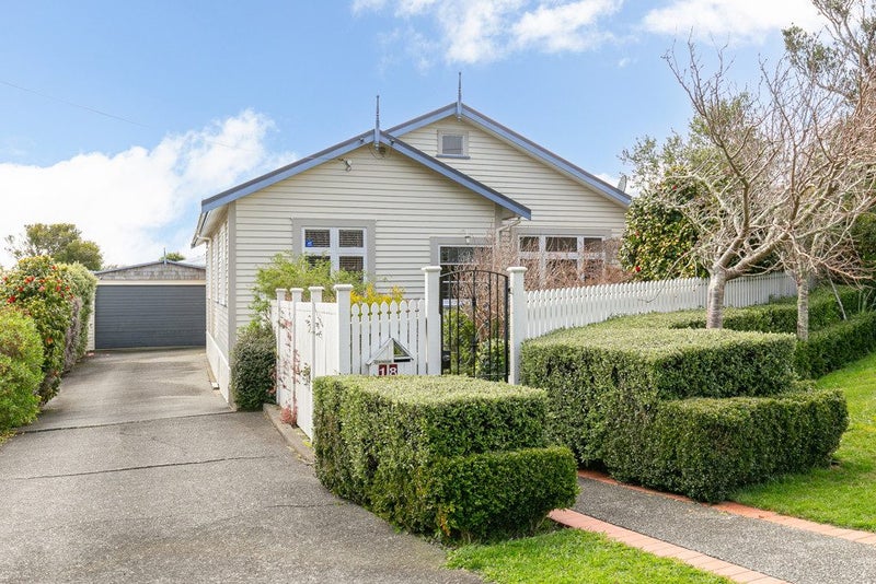 18 Haumia Street, Johnsonville, Wellington - Carousel 1