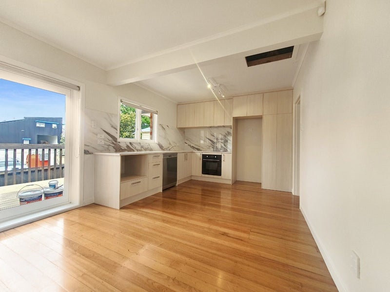 204 Rockfield Road, Penrose, Auckland - Carousel 2