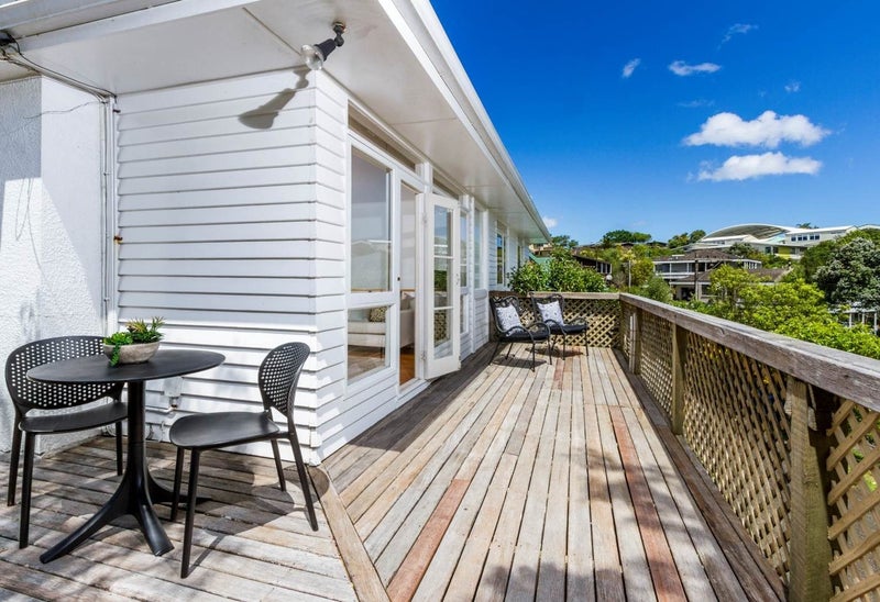 2/4 Bond Crescent, Forrest Hill, Auckland - Carousel 17