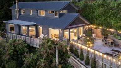 6 Ludlam Street, Seatoun, Wellington - Carousel 1