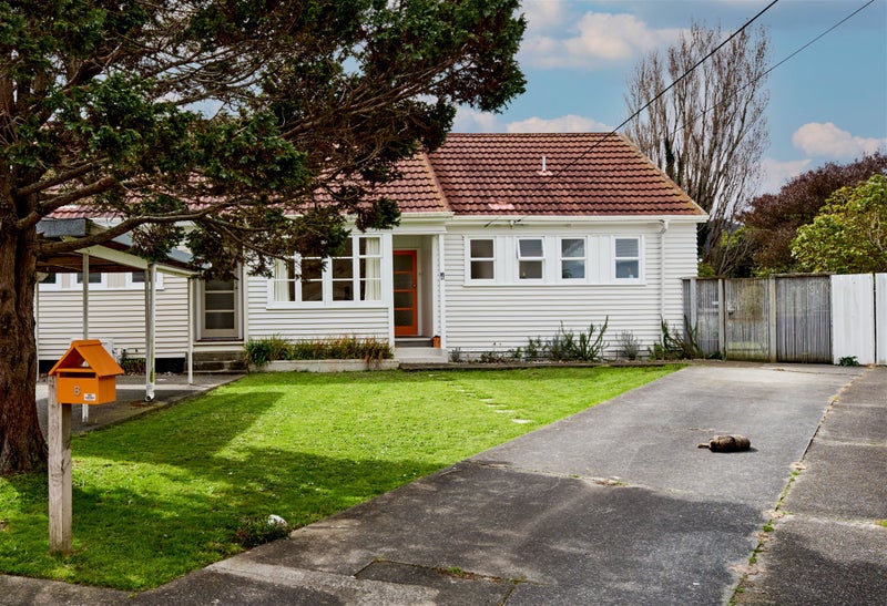8 Anson Grove, Naenae, Lower Hutt - Carousel 18
