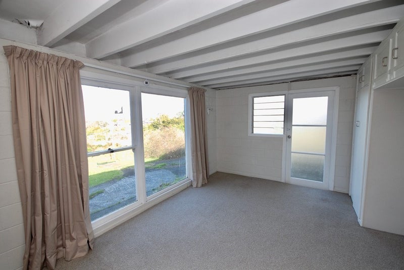 94 Ocean View Road, Northcote, Auckland - Carousel 12